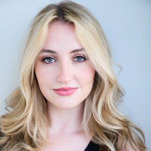 Rachel's headshot