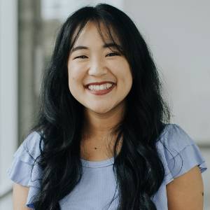 amanda's headshot