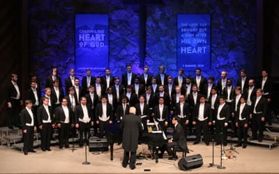 Image of the Men's Chorale performing.